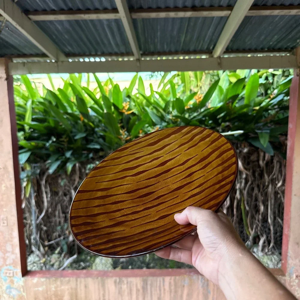 Large‎ amber resin decorative bowl textured centerpiece 12